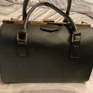 Handbag for day or night